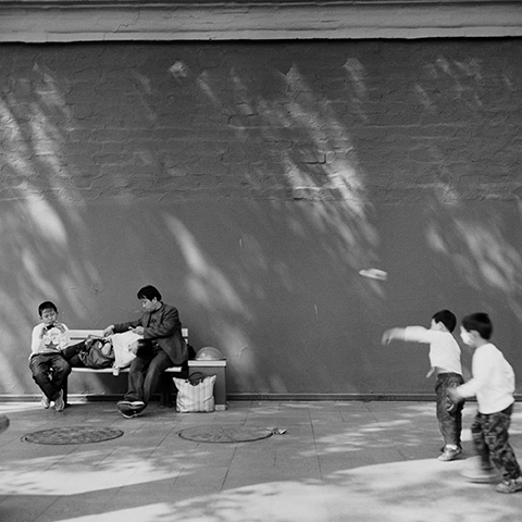 People Beneath the City Wall, a photographic series on marginal urban spaces and human presence