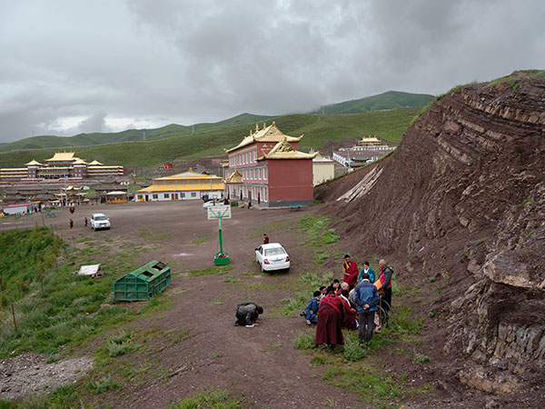 风与者系列摄影，人物与旷野风景关系